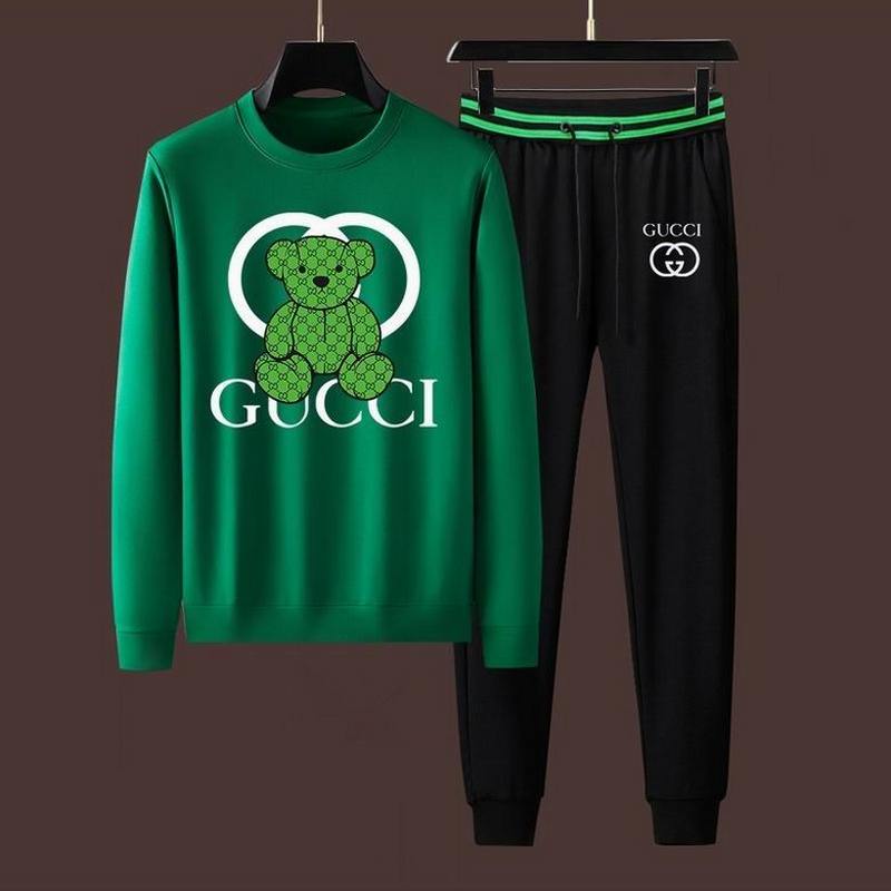 Gucci Men's Suits 383